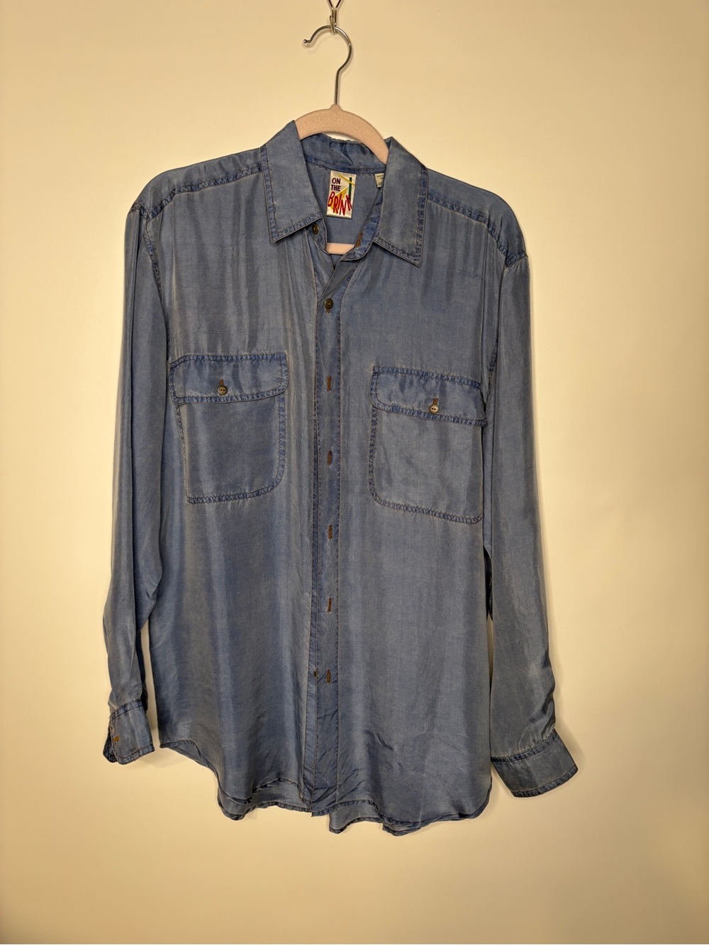 Vintage On The Brink Light Blue Silk Button-Up Collared Shirt Size Medium